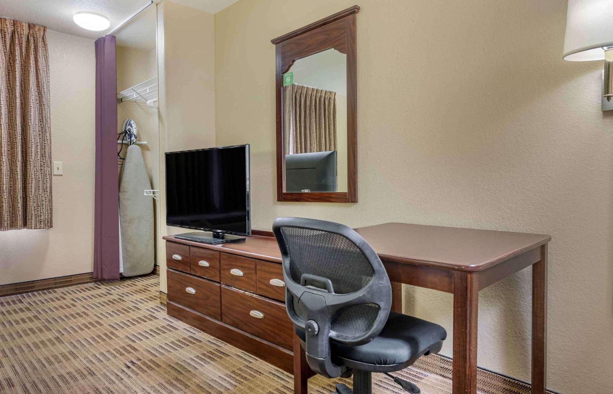 Extended Stay America Select Suites - Lexington Park - Pax River Екстер'єр фото
