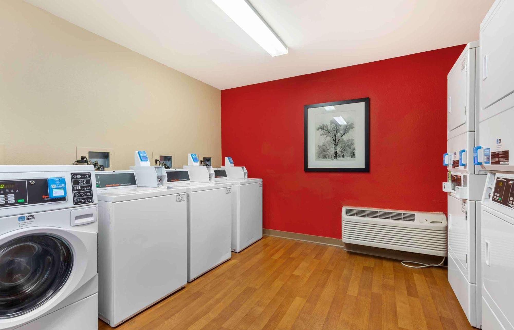 Extended Stay America Select Suites - Lexington Park - Pax River Екстер'єр фото
