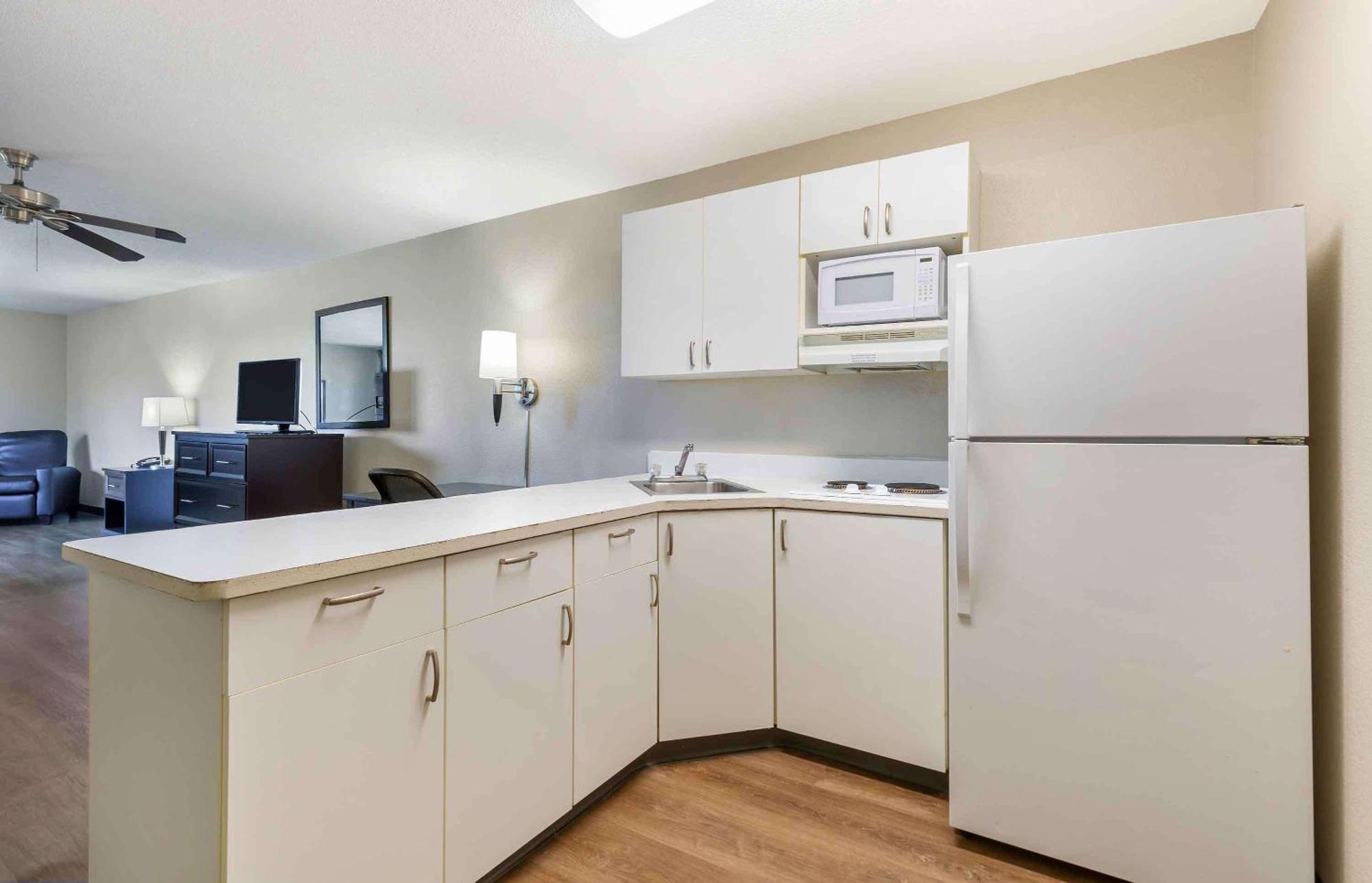 Extended Stay America Select Suites - Lexington Park - Pax River Екстер'єр фото