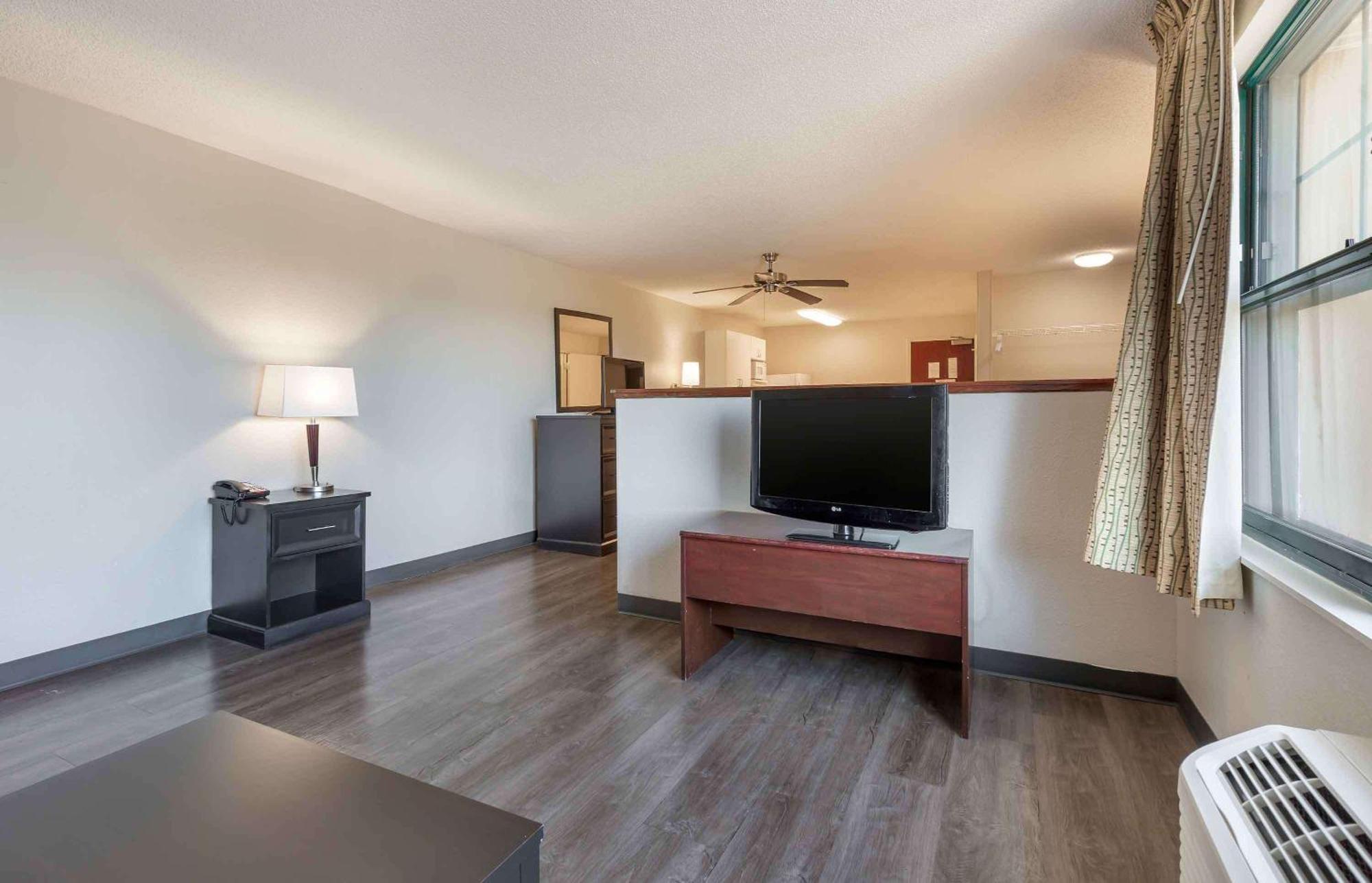 Extended Stay America Select Suites - Lexington Park - Pax River Екстер'єр фото