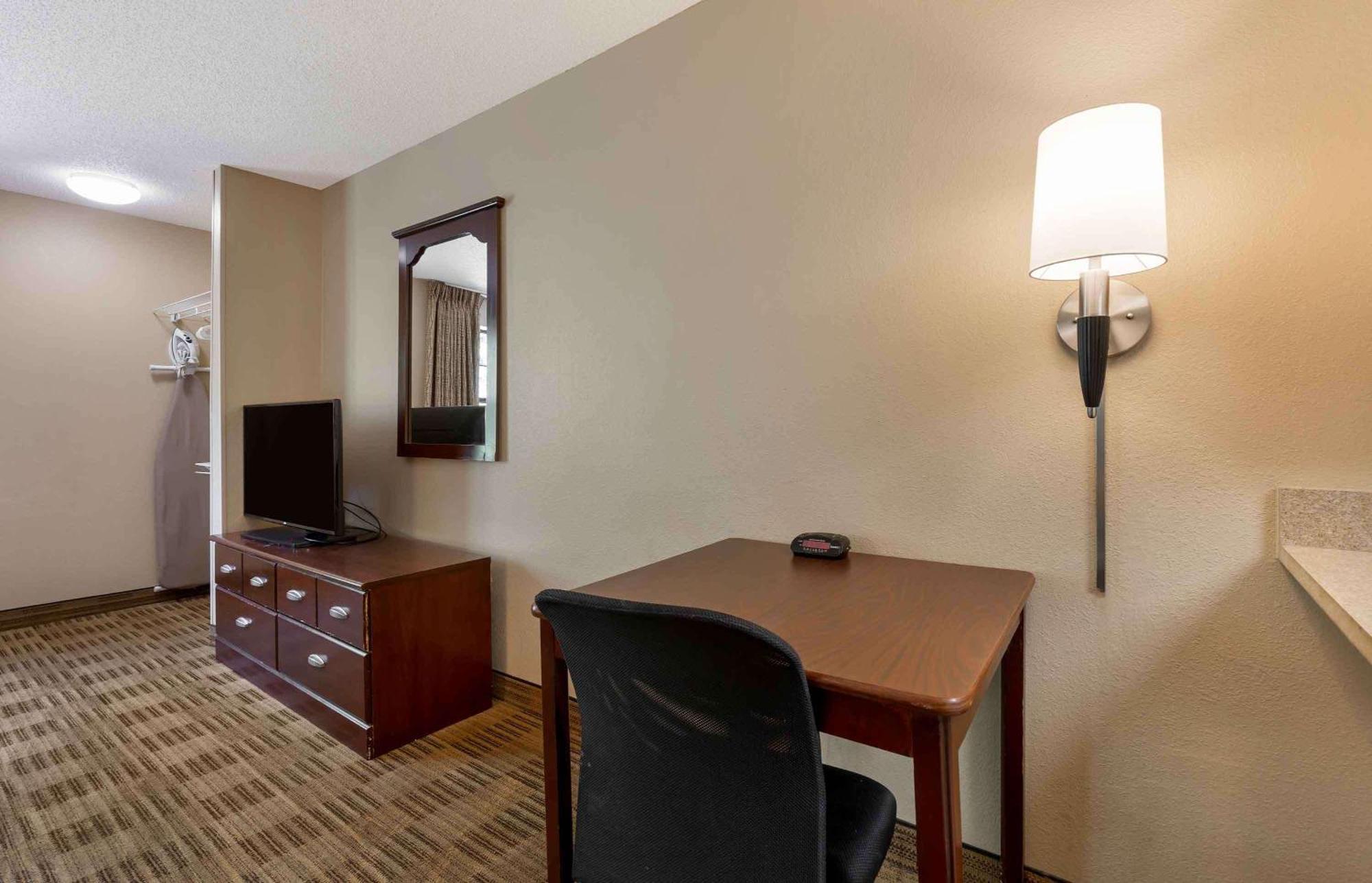 Extended Stay America Select Suites - Lexington Park - Pax River Екстер'єр фото
